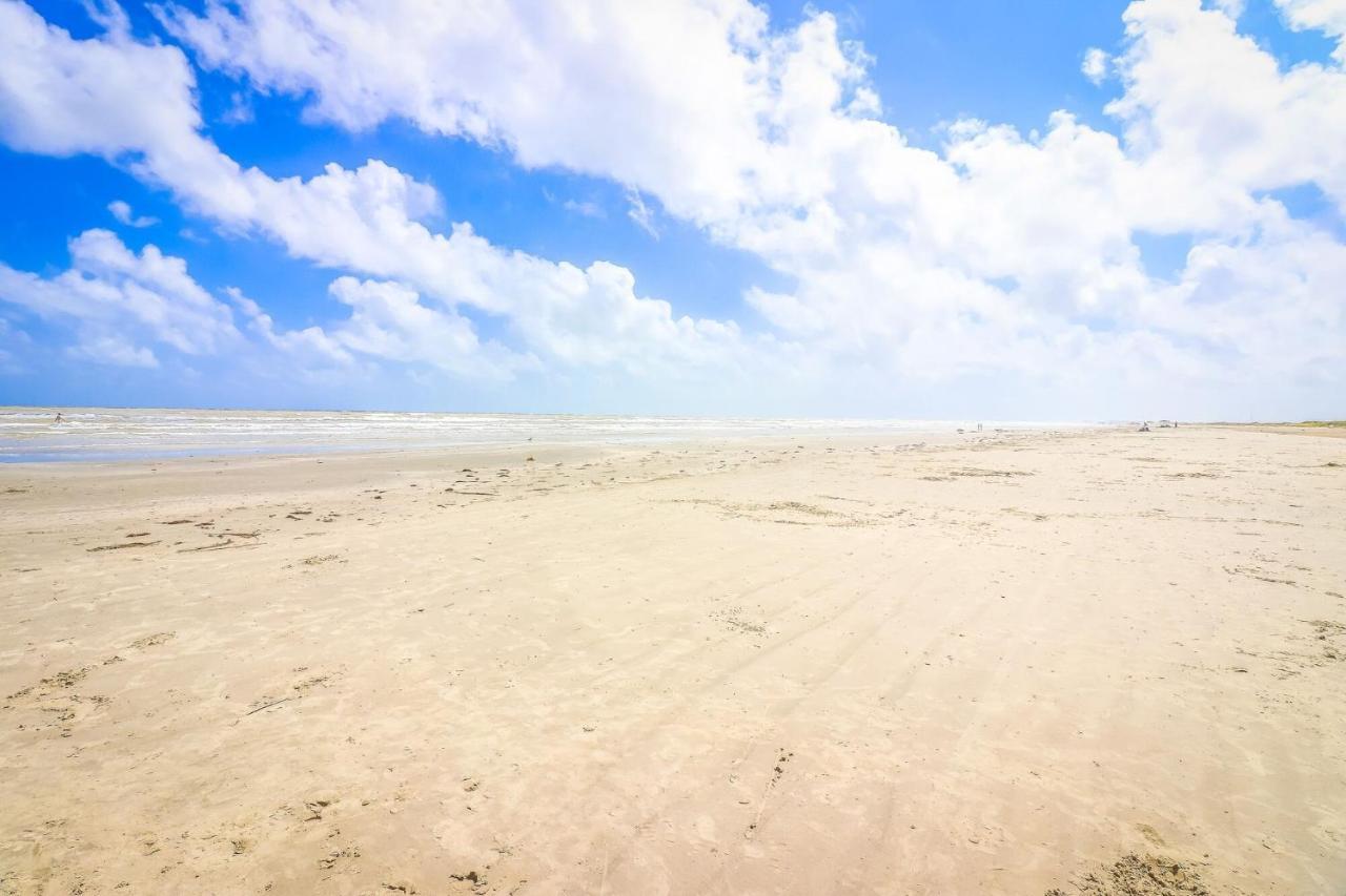 Beautiful Two-Bedroom With Bay Views In The Lovely Pointe West Resort Galveston Kültér fotó
