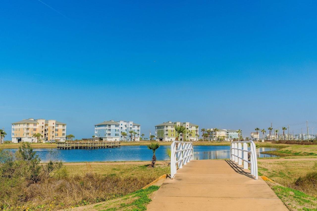 Beautiful Two-Bedroom With Bay Views In The Lovely Pointe West Resort Galveston Kültér fotó