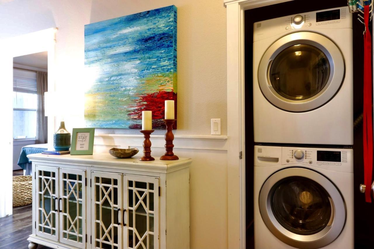 Beautiful Two-Bedroom With Bay Views In The Lovely Pointe West Resort Galveston Kültér fotó